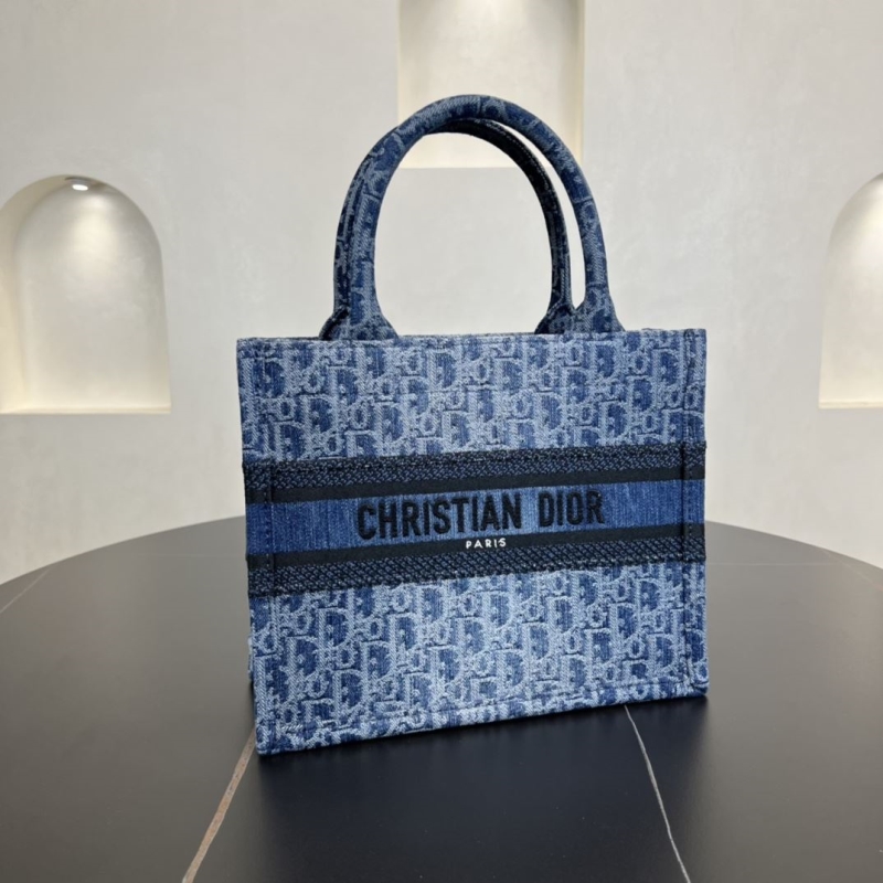 Dior Shopping Bags